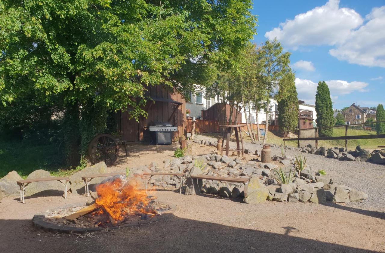 Besondere Ferienwohnung Spirit Auf Idyllischem Reiterhof Nahe Burg Eltz Münstermaifeld 外观 照片